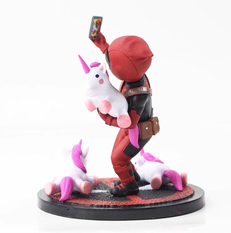 Статуэтка Дедпула с единорогами 13 см (VA-928290051)