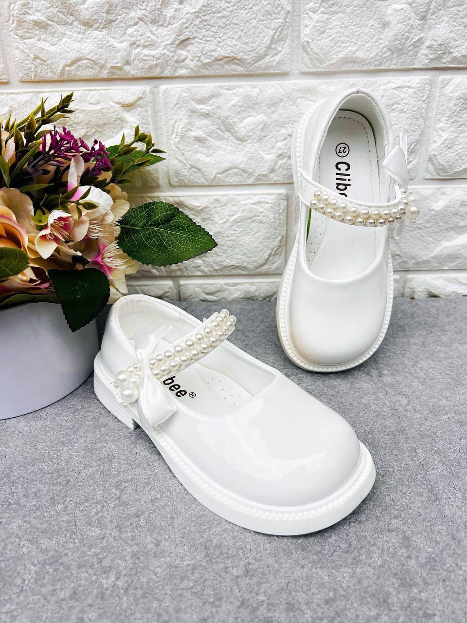 Туфлі класичні для дівчинки Clibee 1958 р. 31 19 см Білий (1958-5) - фото 2 Туфлі класичні для дівчинки Clibee 1958 р. 31 19 см Білий (1958-5) - фото 2