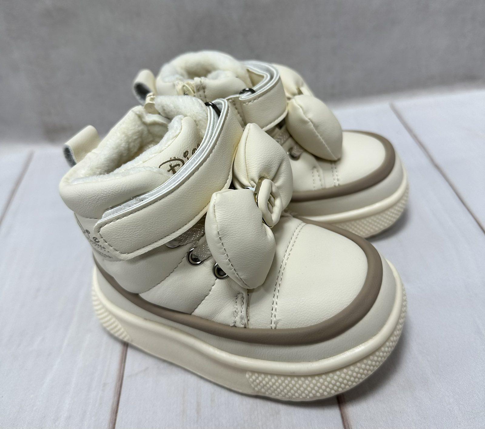 Уггі зимові для дівчаток Paliament Бежевий р. 25 15,5 см - фото 7 Уггі зимові для дівчаток Paliament Бежевий р. 25 15,5 см - фото 7