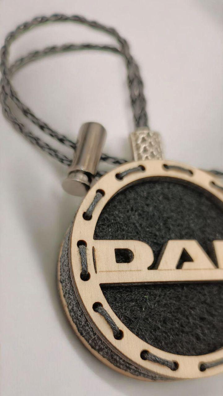 Ароматизатор для авто Daf многоразовый из дерева/войлока и аромапарфюм 10 мл (122) - фото 5 Ароматизатор для авто Daf многоразовый из дерева/войлока и аромапарфюм 10 мл (122) - фото 5