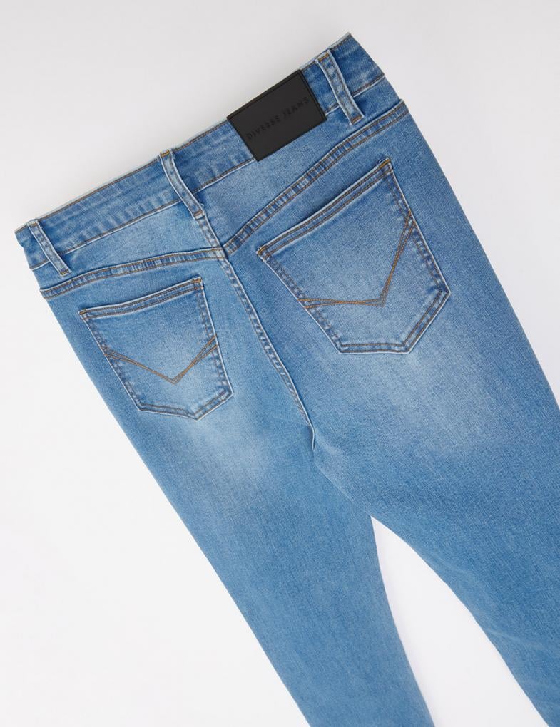 Джинси жіночі Diverse GARINO р. 40 Блакитний (5905384087034) - фото 3 Джинси жіночі Diverse GARINO р. 40 Блакитний (5905384087034) - фото 3