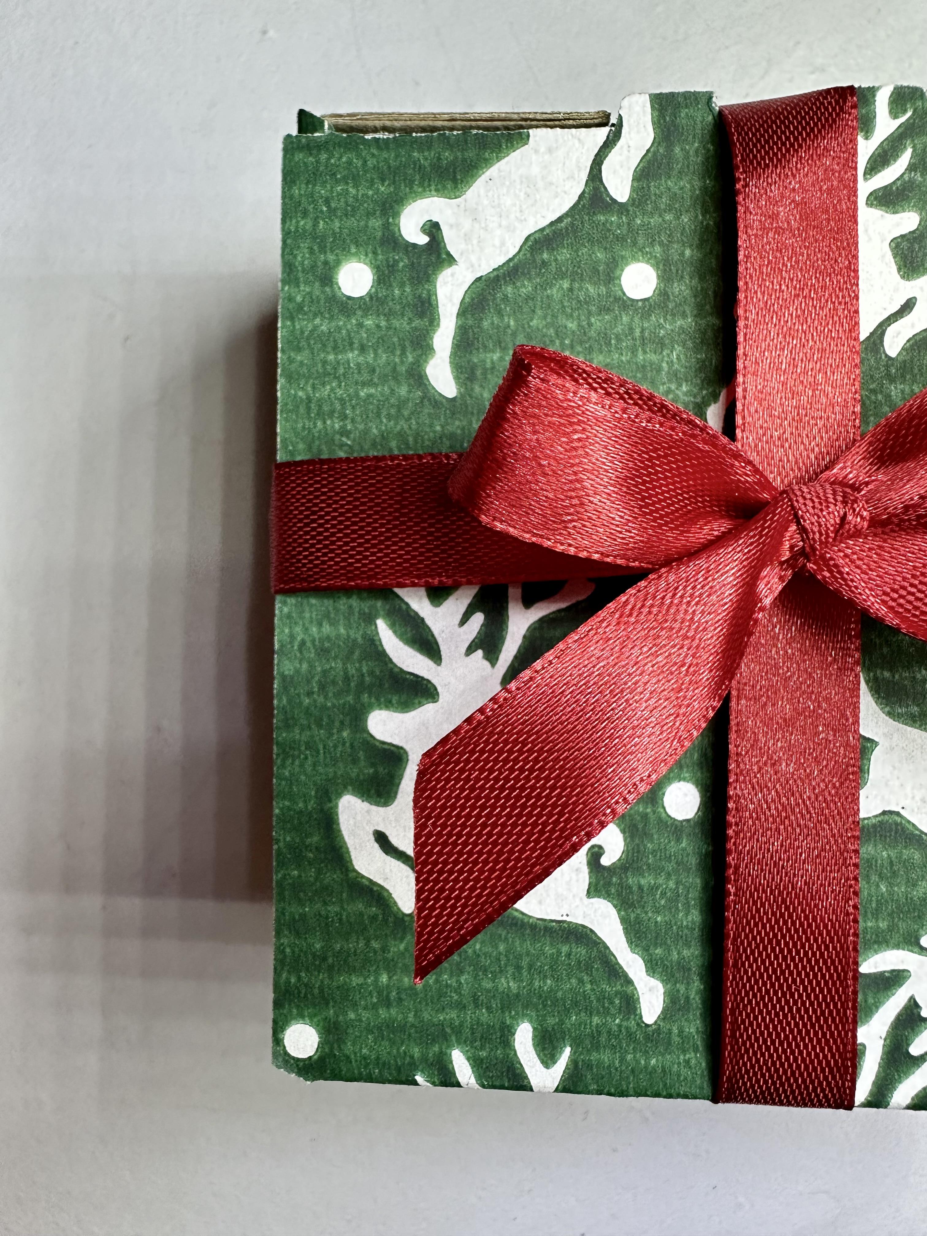 Подарунковий бокс з новорічними шкарпетками (13479848) - фото 4