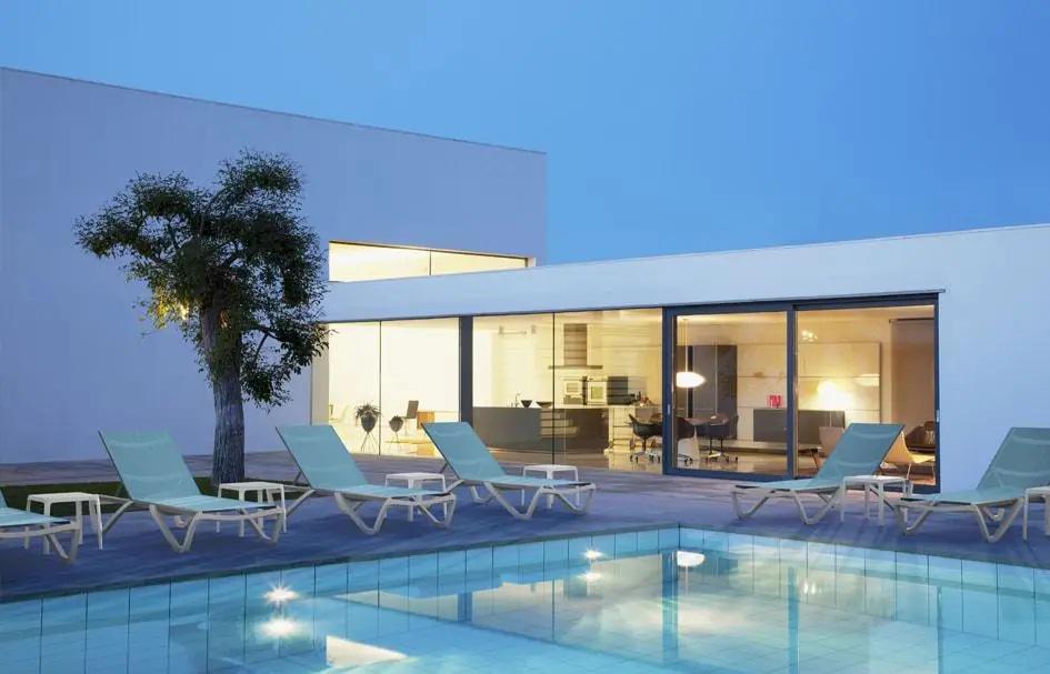 Столик для шезлонга Papatya Wave Білий - фото 3 Столик для шезлонга Papatya Wave Білий - фото 3