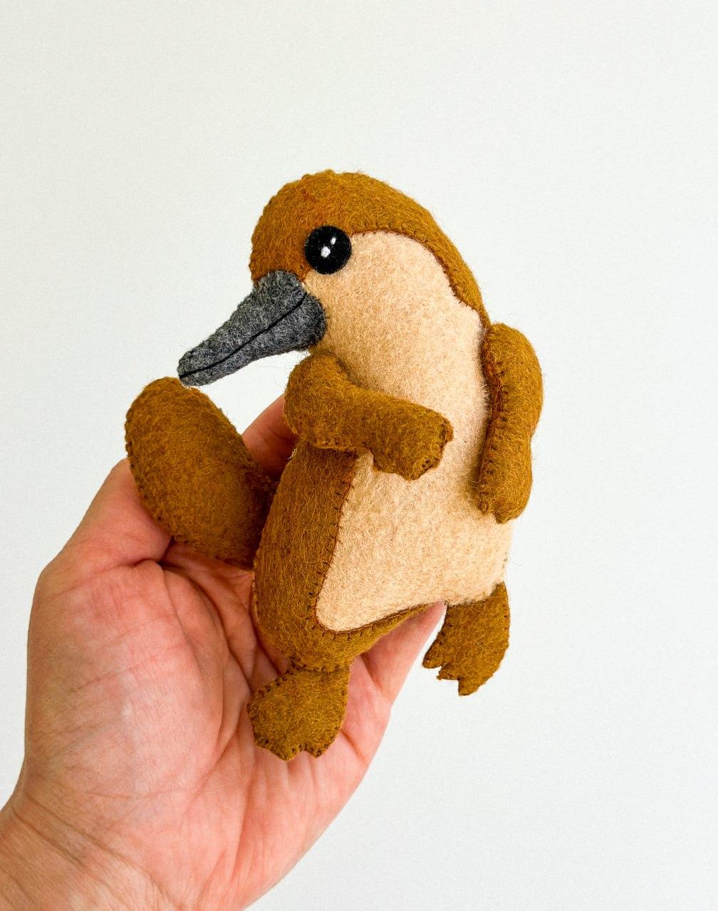 Мягкая игрушка фетровая утконос ручная работа (29472357) - фото 2 Мягкая игрушка фетровая утконос ручная работа (29472357) - фото 2