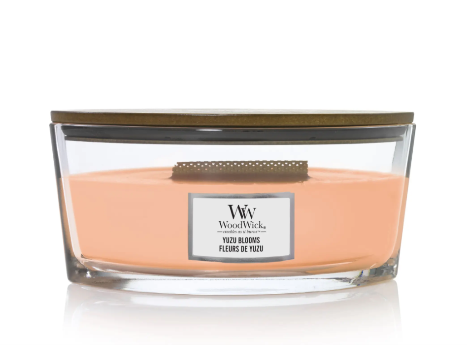 Ароматическая свеча Woodwick Ellipse Yuzu Blooms с нежными цветочными нотами 453 г