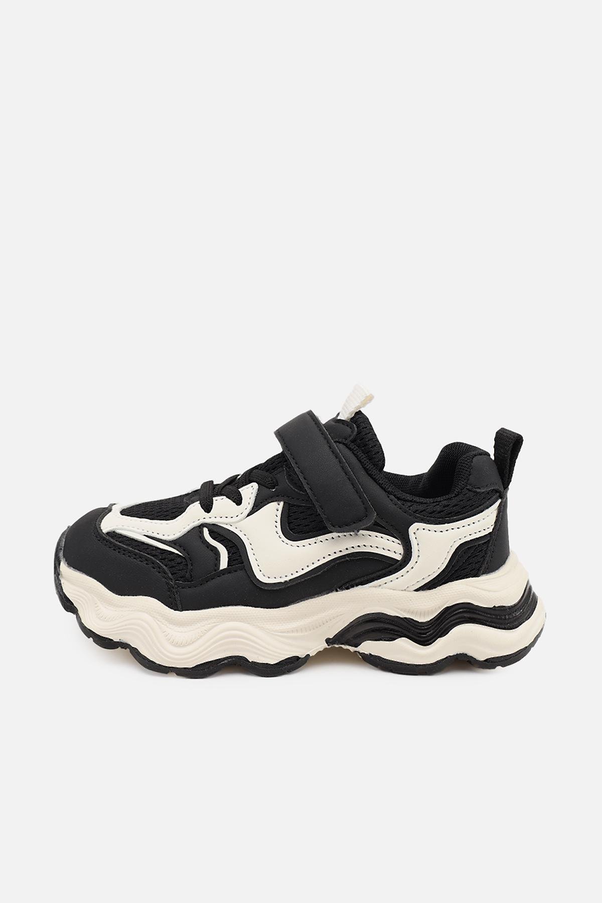 Кроссовки для девочки ЦБ-00273816 на плоской подошве р. 32 Черный (SKT001056265)