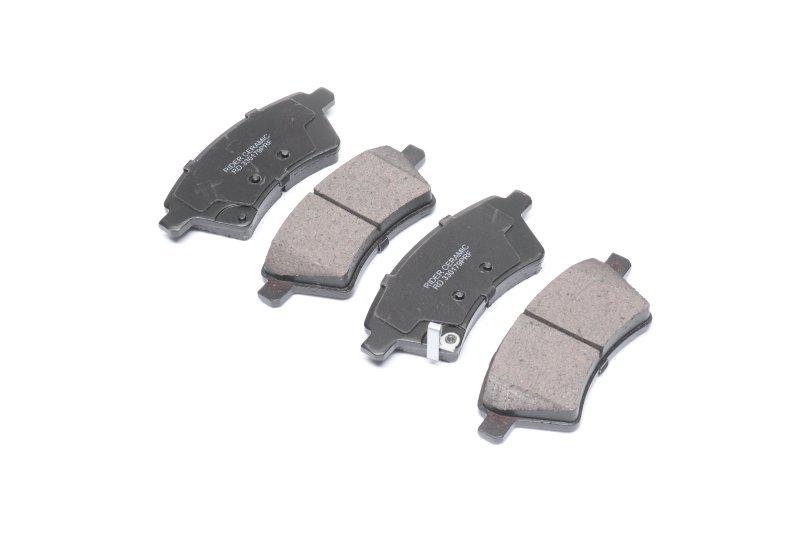 Колодки тормозные дисковые Ceramic Suzuki SX4 06- передние (RD.330179PRF RIDER)