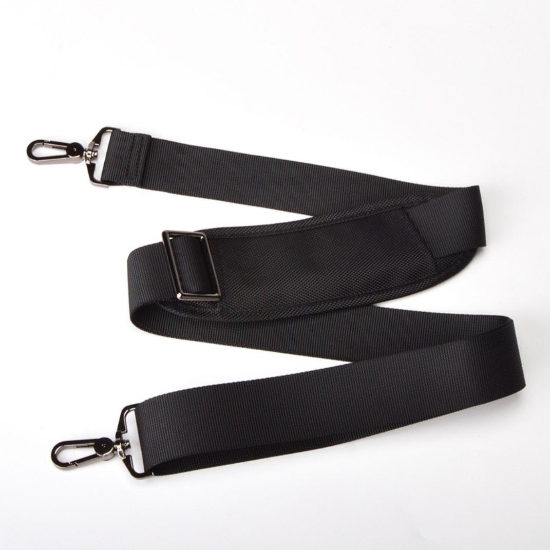 Ремень регулируемый для дорожной или спортивной сумки с наплечником металл 3,8x160 см Чёрный (IBX004B) Ремень регулируемый для дорожной или спортивной сумки с наплечником металл 3,8x160 см Чёрный (IBX004B)