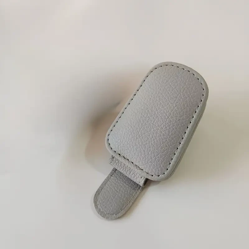 Кліпса-тримач для окулярів в машину Сірий (2724505884) - фото 4 Кліпса-тримач для окулярів в машину Сірий (2724505884) - фото 4