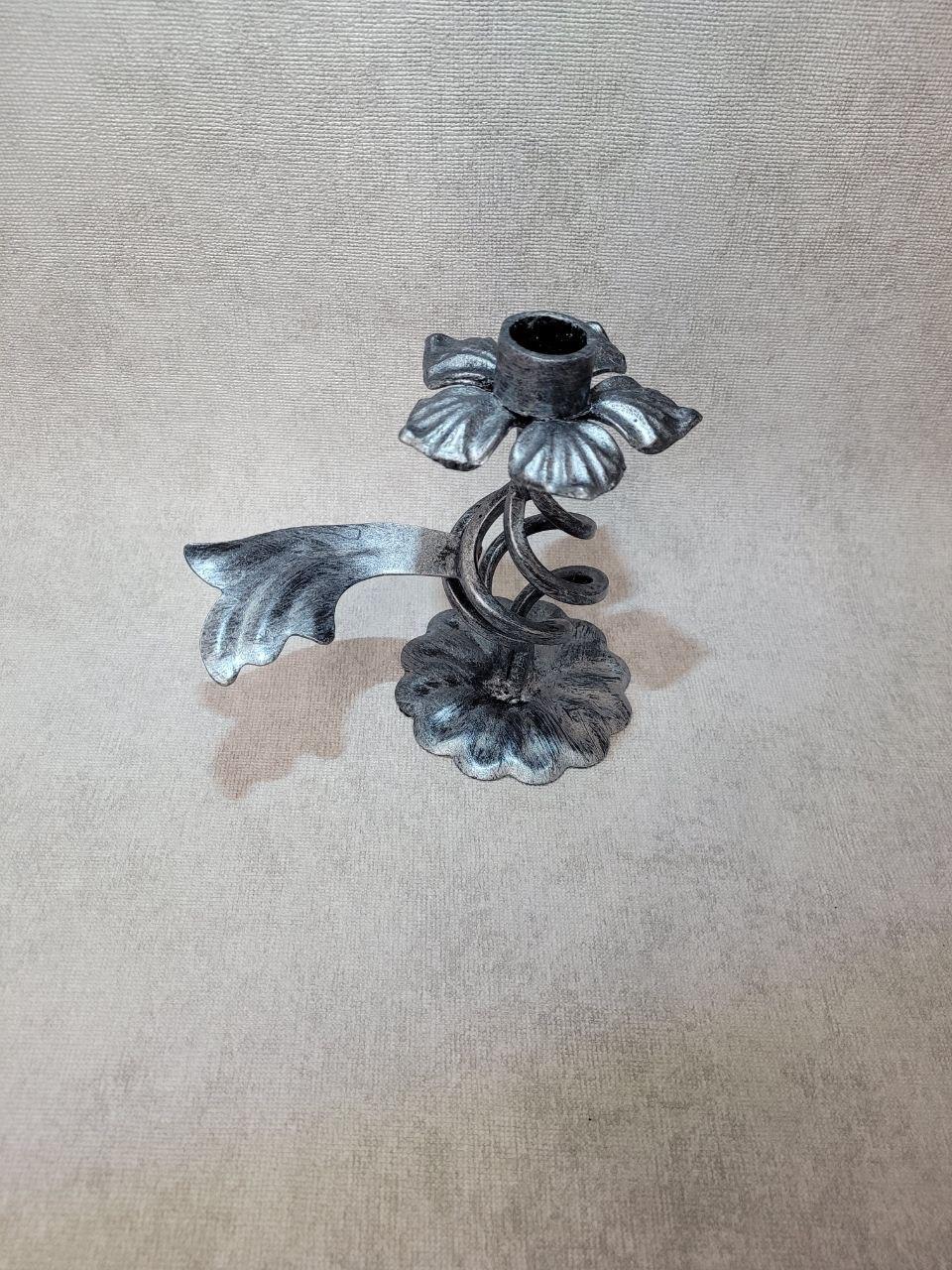 Підсвічник металевий 15 см Срібний (29614497) - фото 3 Підсвічник металевий 15 см Срібний (29614497) - фото 3