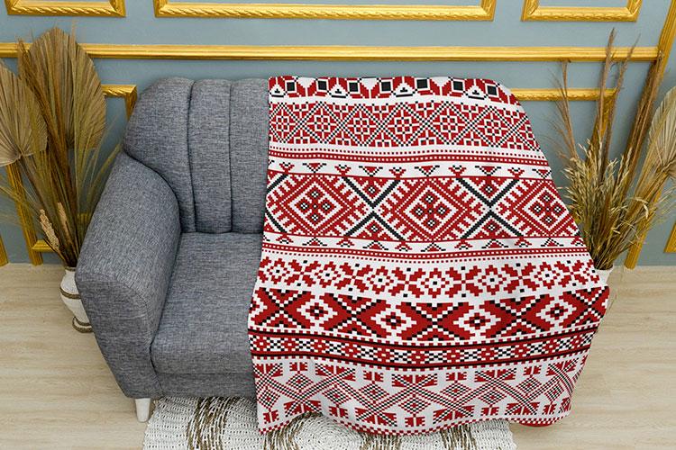 Плед PromoZP Вышиванка плюш однослойный 150х210 см Красно-белый (102420-1)