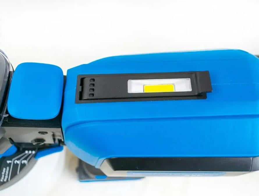 Фарборозпилювач KRAISSMANN 503 ASP 20 MP 1,8/2,5/3,0 мм латунні сопла LED-підсвічування 1 АКБ-4Аг, та ЗП - фото 5 Фарборозпилювач KRAISSMANN 503 ASP 20 MP 1,8/2,5/3,0 мм латунні сопла LED-підсвічування 1 АКБ-4Аг, та ЗП - фото 5