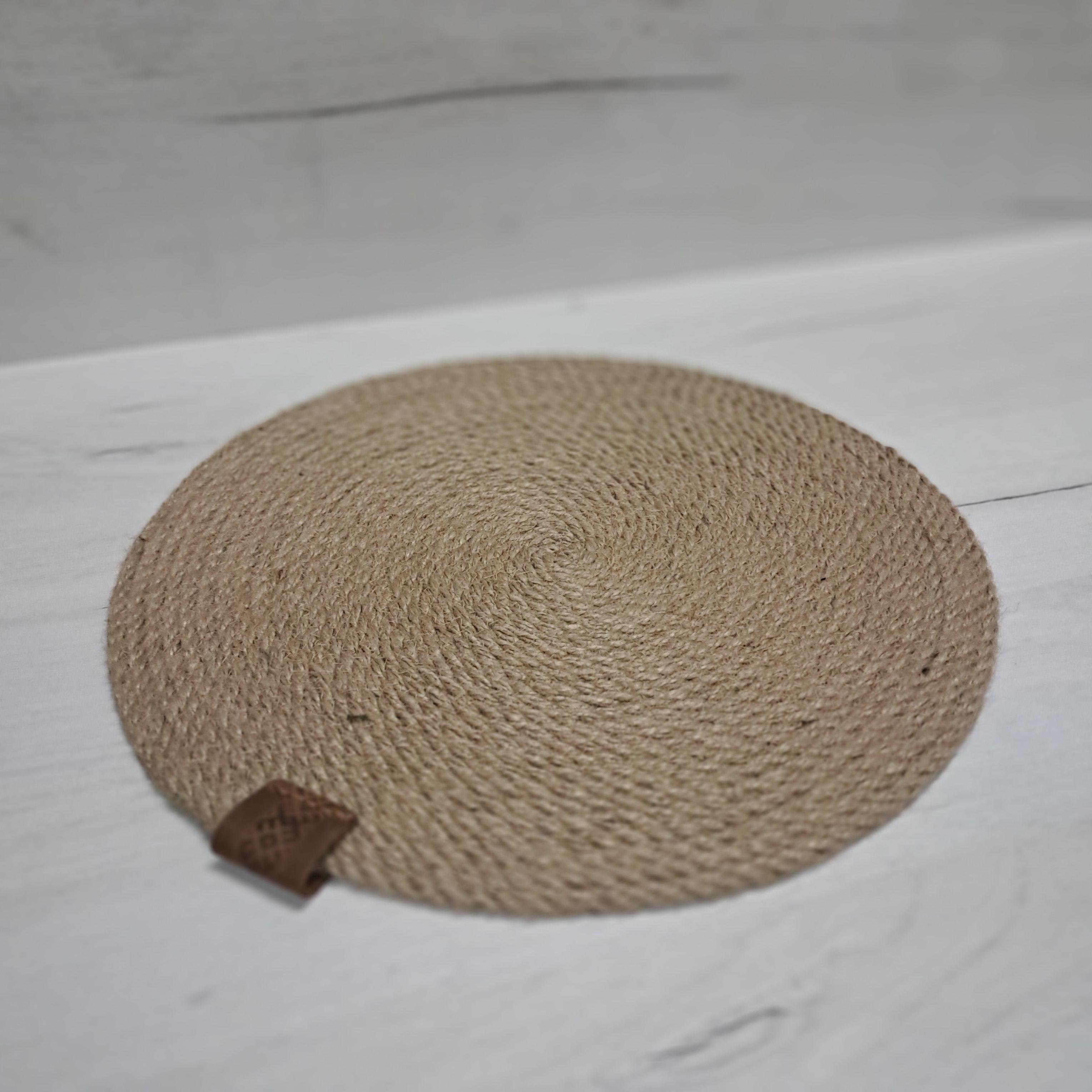 Плейсмат з джуту під гаряче 20 см - фото 1 Плейсмат з джуту під гаряче 20 см - фото 1