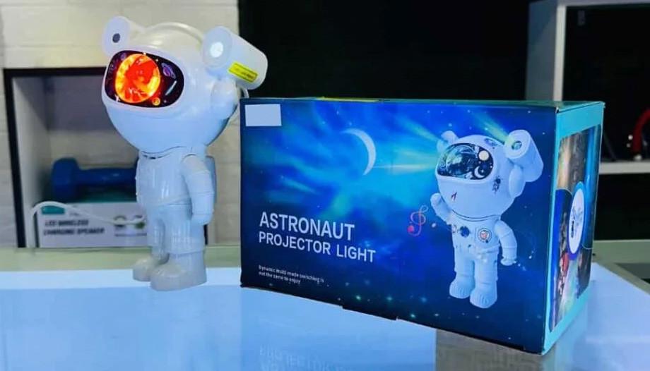 ᐉ Ночник-проектор звездного неба Astronaut projector light XL-818
