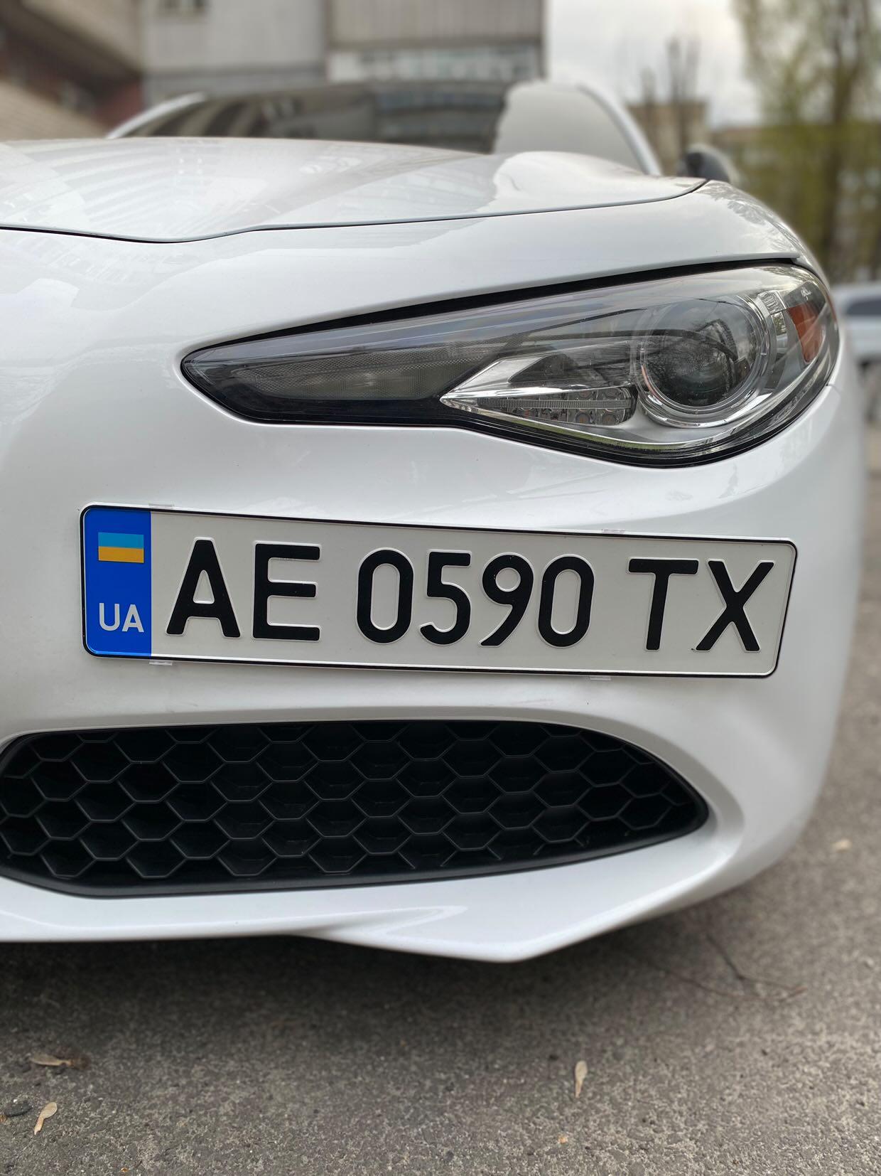 Крепления безрамочные Bezramkavto для 2-х номерных знаков Полупрозрачный - фото 5 Крепления безрамочные Bezramkavto для 2-х номерных знаков Полупрозрачный - фото 5