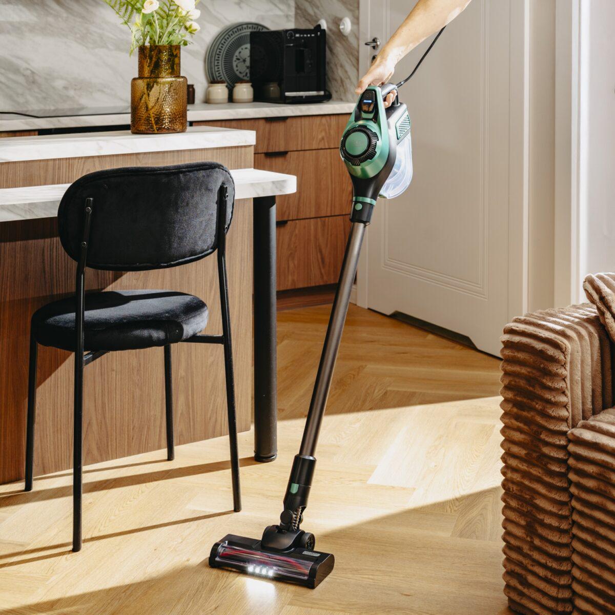 Пилосос ручний акумуляторний Adler AD 7083 3,5 кг 15000Pa та фільтр HEPA 13 700 Вт Green (29919058) - фото 18 Пилосос ручний акумуляторний Adler AD 7083 3,5 кг 15000Pa та фільтр HEPA 13 700 Вт Green (29919058) - фото 18