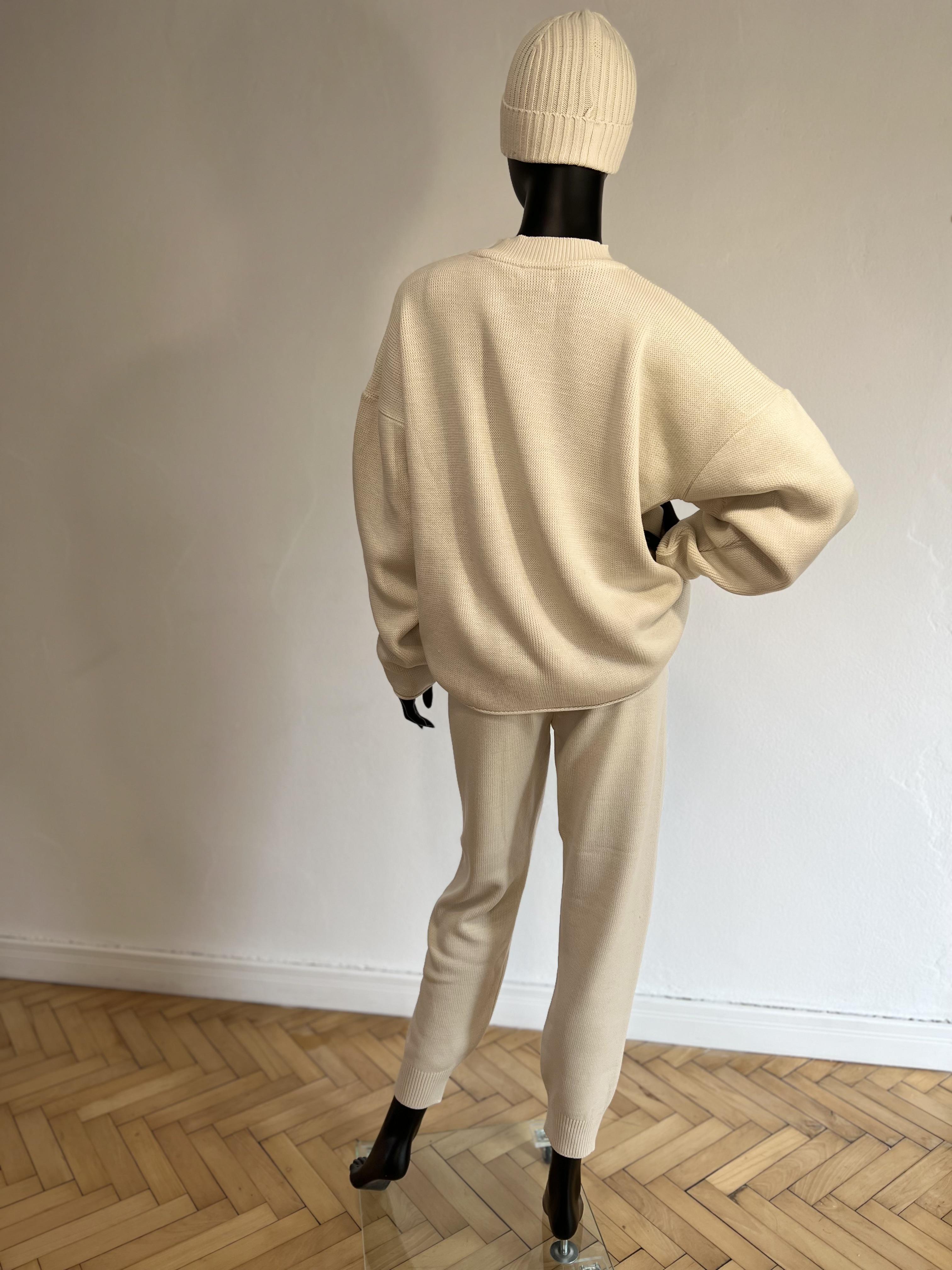 Светр жіночий в'язаний на зиму-весну WALERI one size Молочний - фото 3 Светр жіночий в'язаний на зиму-весну WALERI one size Молочний - фото 3