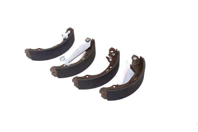 Колодки тормозные барабанные RIDER RD.2638.GS8092 Audi 80.100 Volkswagen Passat задние