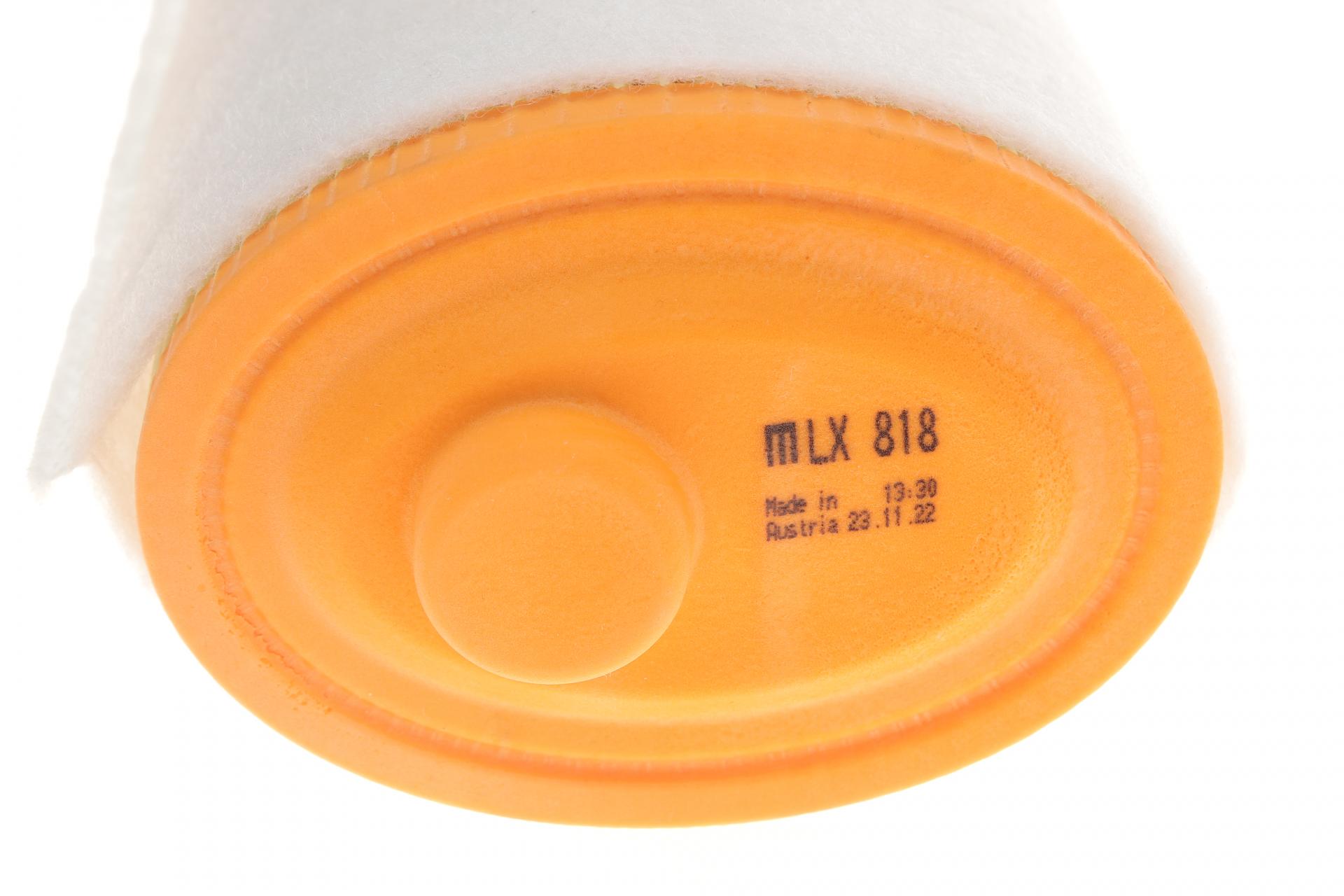 Фильтр воздушный KNECHT для BMW 3 E46/E90/5 E39/E60/7 E38/E65-E67/X5 E53/E70 30d (LX 818) - фото 2