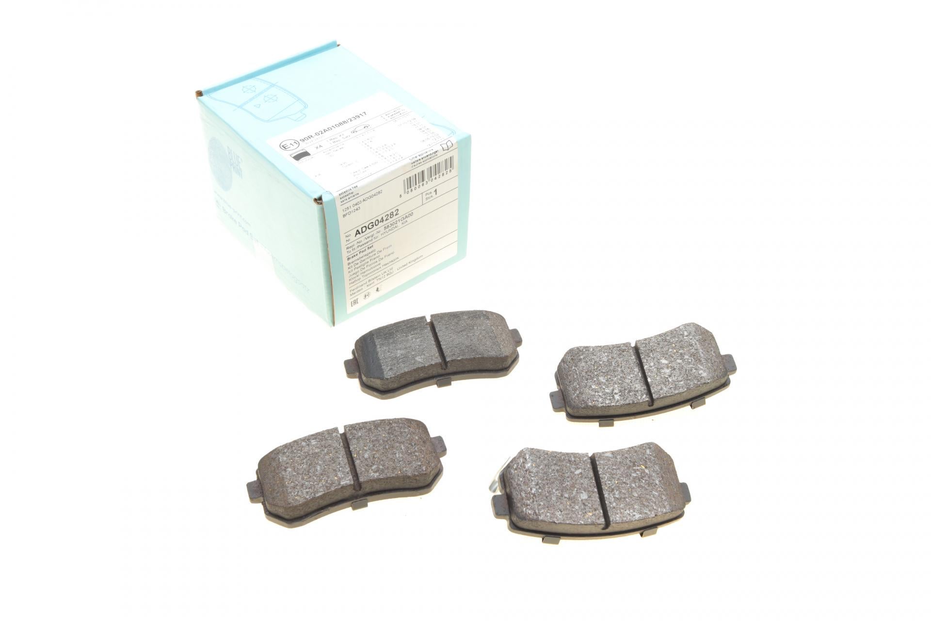 Колодки гальмівні задні Hyundai Accent/I20/I30/Ix35/Sonata/Kia Ceed/Rio/Sportage 1.2-3.3 05-ADG04282 BLUE PRINT