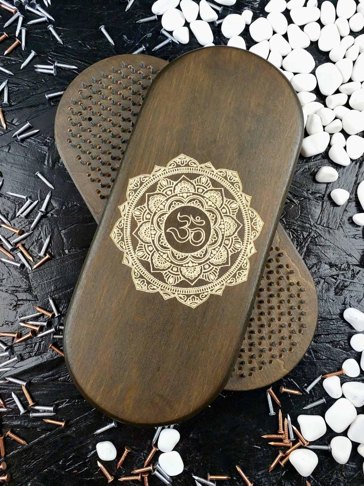 Доски Садху ОМ шаг 10 мм с чехлом Коричневый (26965564)