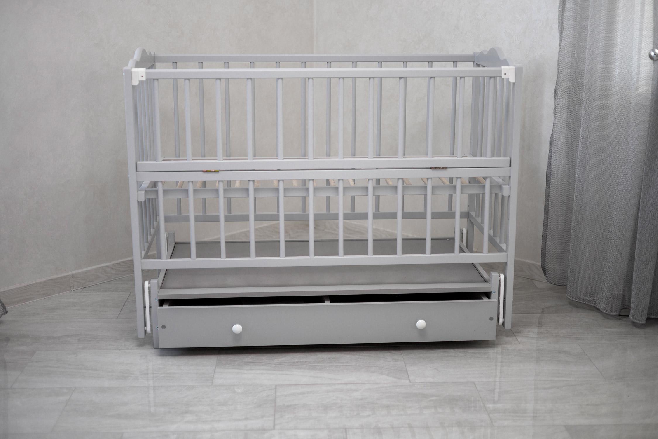 Кроватка для новорожденных Ангелина деревянная маятник/ящик бук 120х60 см Серый (Kuz56) Кроватка для новорожденных Ангелина деревянная маятник/ящик бук 120х60 см Серый (Kuz56)