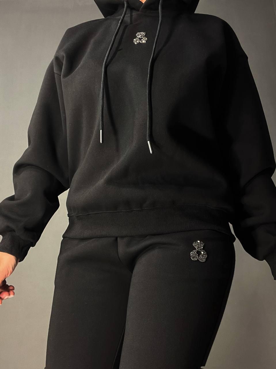 Костюм женский A-N 2735 с мишкой в камешках худи и брюки XL Черный (4516) - фото 5 Костюм женский A-N 2735 с мишкой в камешках худи и брюки XL Черный (4516) - фото 5