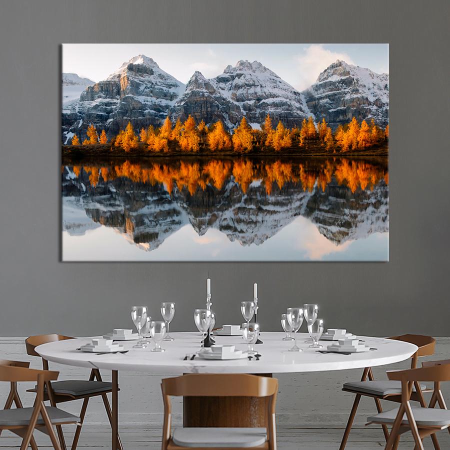 Картина природа Осенние лиственницы у подножья гор 51x34 см (A1120-1)