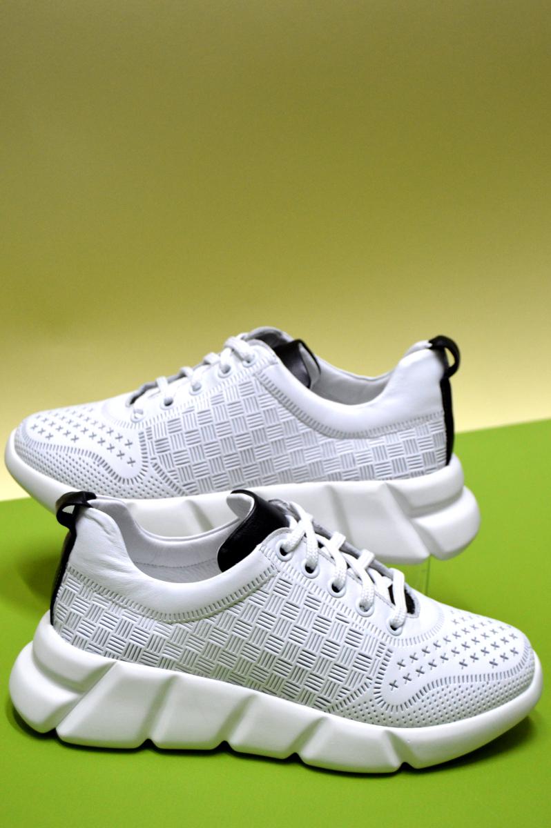 Кросівки жіночі Aquamarin шкіряні з перфорацією р. 37 Білий (94100680237) - фото 1 Кросівки жіночі Aquamarin шкіряні з перфорацією р. 37 Білий (94100680237) - фото 1