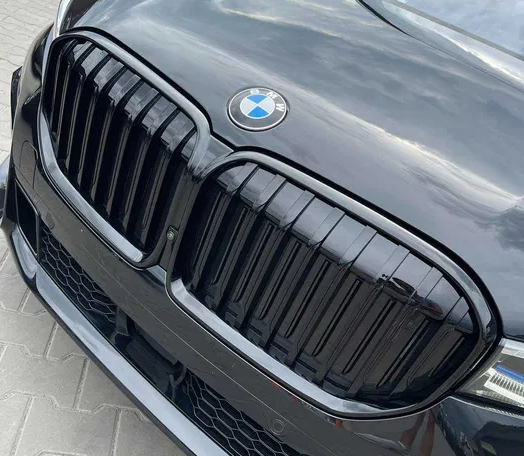 Решетка радиатора BMW 7 G11/G12 стиль S 2019-... - фото 3