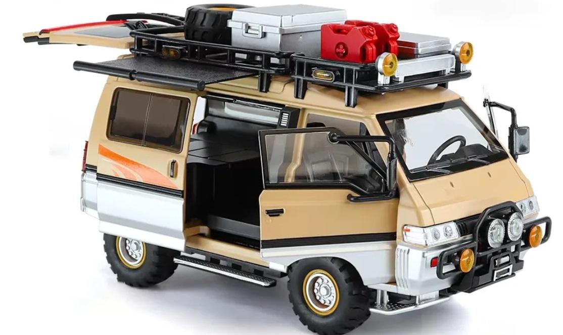 Масштабная модель автомобиля 1:24 Mitsubishi Delica Off Road (35821072)