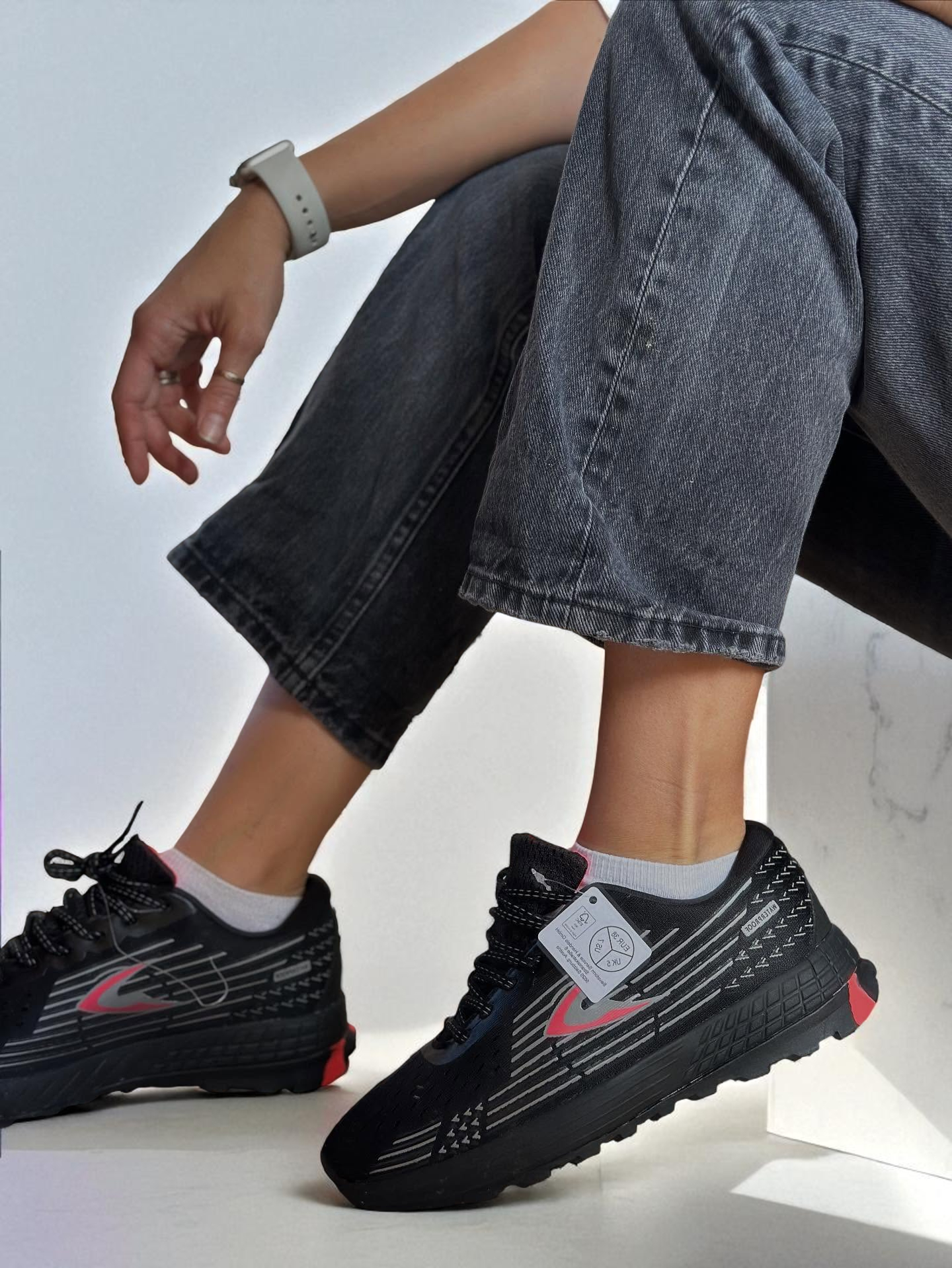 Кроссовки трекинговые женские Crivit с мембраной Waterproof р. 37 Черный (7887)