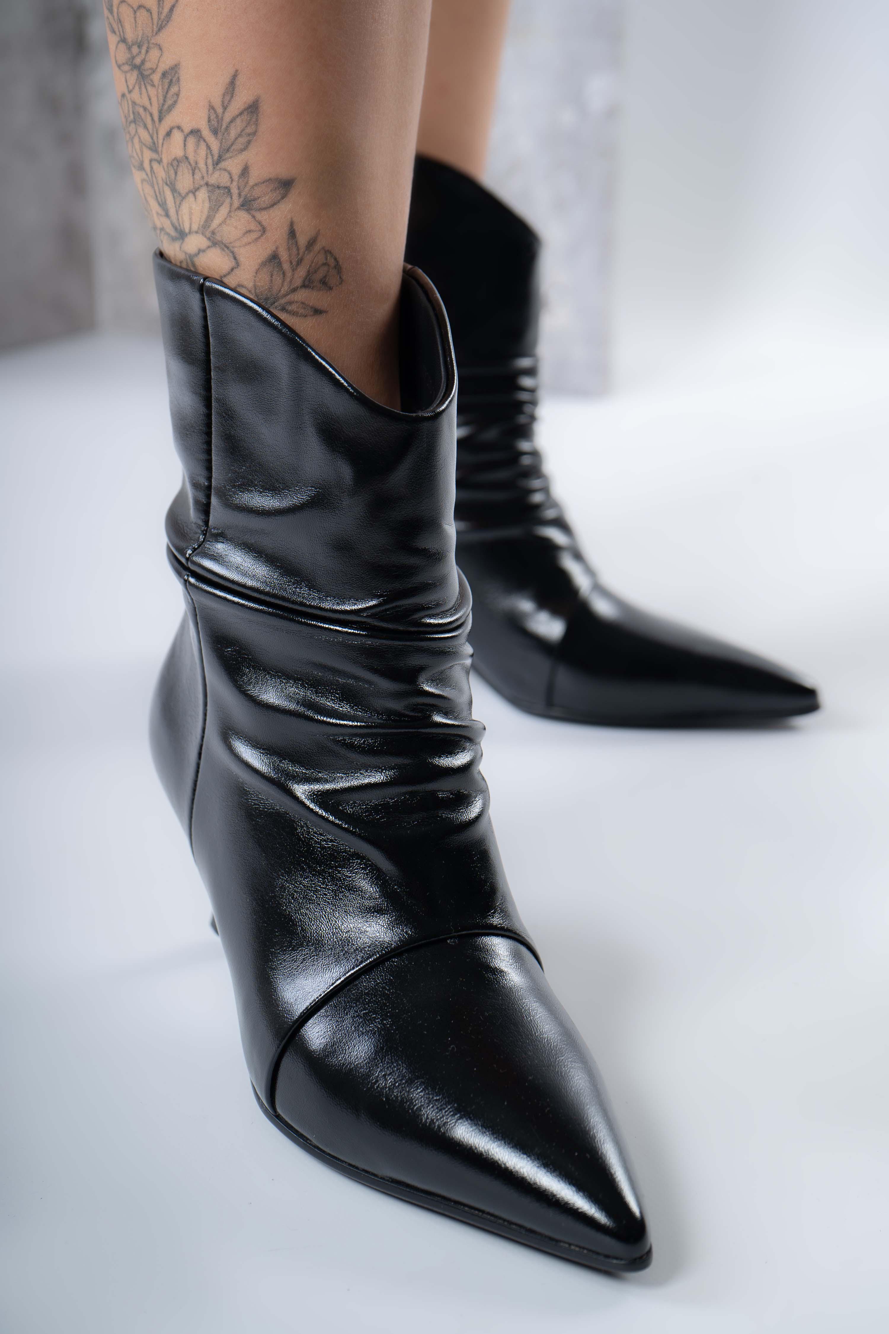 Ботинки женские Where Uweare JA206-M320-TP350 натуральная кожа р. 36 Черный (346782_36)