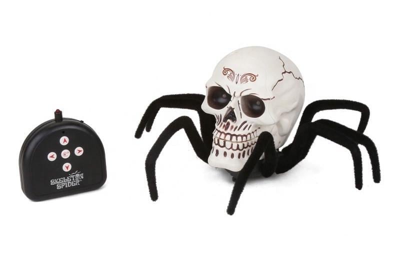 Радиоуправляемая игрушка SUNROZ Skeleton Spider паук с черепом (SUN3613)