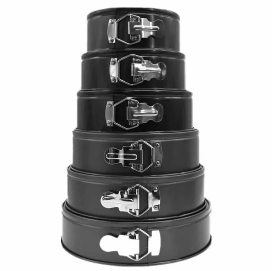 Набор круглых форм для выпечки Unique и десертов металлические разъемные 18/20/22/24/26/28 см 6 шт. (26591551) - фото 5 Набор круглых форм для выпечки Unique и десертов металлические разъемные 18/20/22/24/26/28 см 6 шт. (26591551) - фото 5