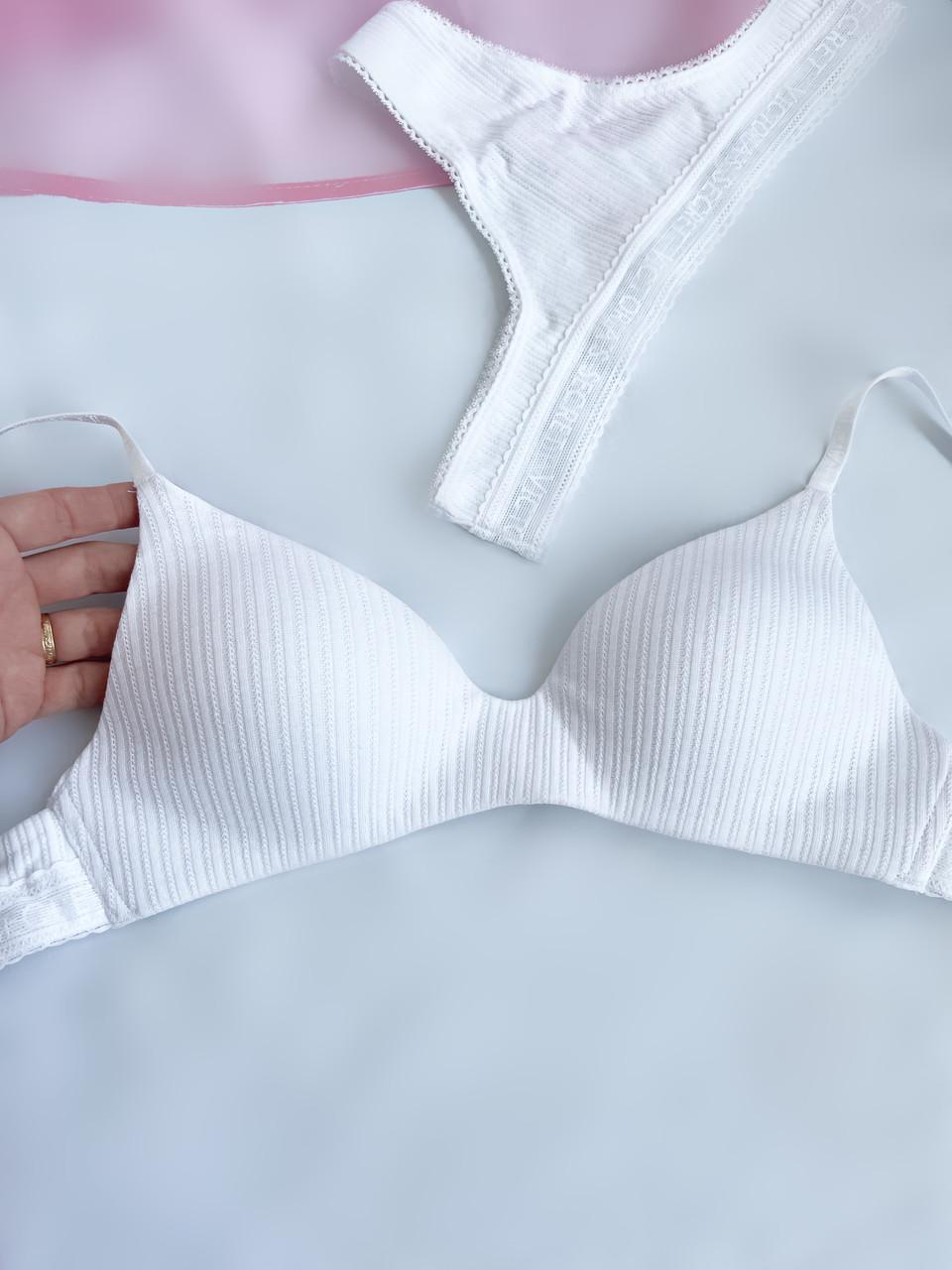 Бюстгальтер безкаркасний Victoria's Secret Lightly-Lined Wireless Bra 70В Білий (18259845) - фото 6