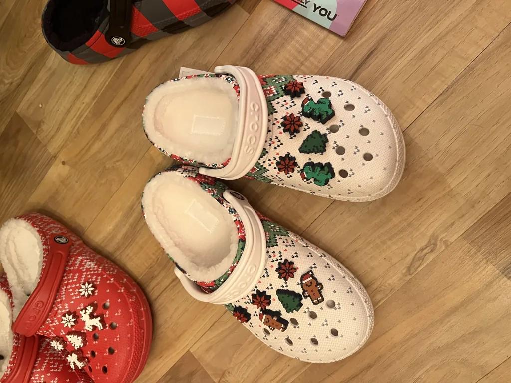 Сабо Crocs Classic Lined Holiday Charm р. W8/EUR 38-39 Red/White (10856487) - фото 7