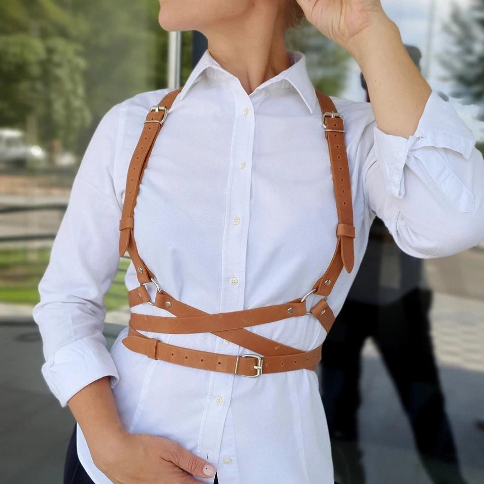 Портупея кожанная для девушки Коричневый