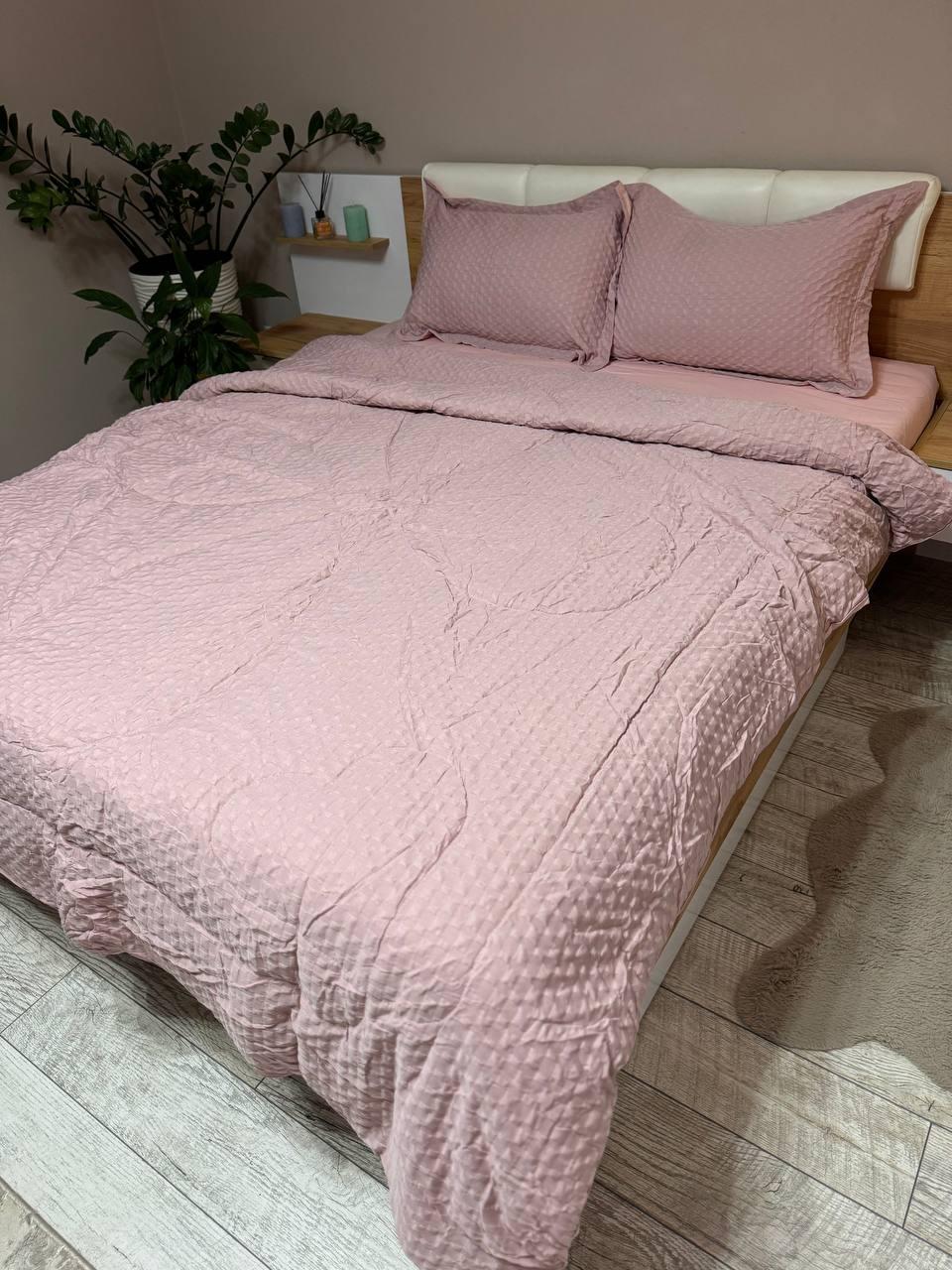 Постільна білизна з ковдрою сатин євро 200х230 см наволочки 50х70 см 2 шт. Рожевий (Д-Al-sat-kovdra-001-01)