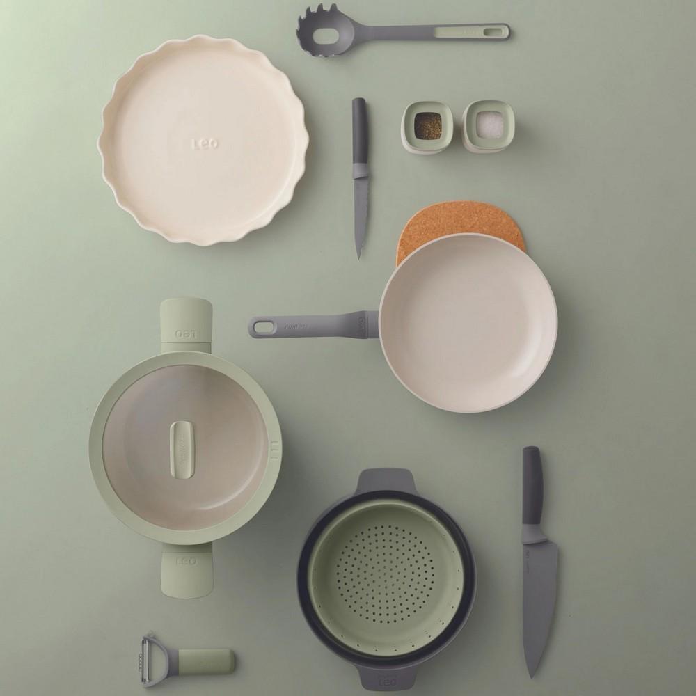 Сковородка для омлета с лопаткой BergHOFF Leo Balance Sage 24 см (3950464) - фото 8 Сковородка для омлета с лопаткой BergHOFF Leo Balance Sage 24 см (3950464) - фото 8