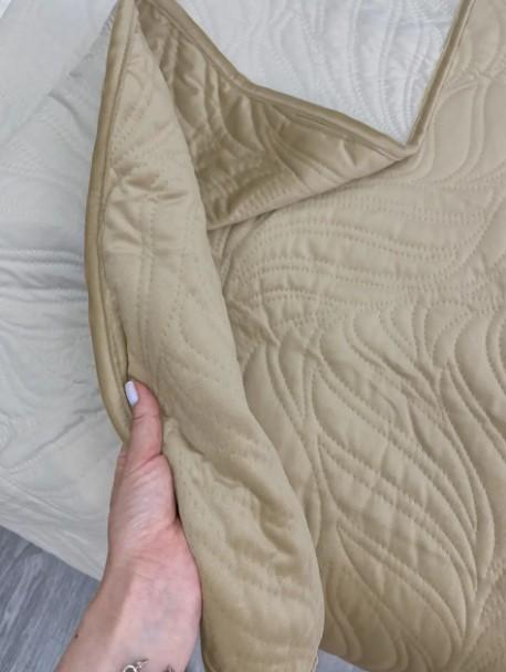 Покрывало декоративное двухстороннее Decorator Ultra Sonic Microfiber 220х240 см Бежевый (85-036) - фото 9 Покрывало декоративное двухстороннее Decorator Ultra Sonic Microfiber 220х240 см Бежевый (85-036) - фото 9