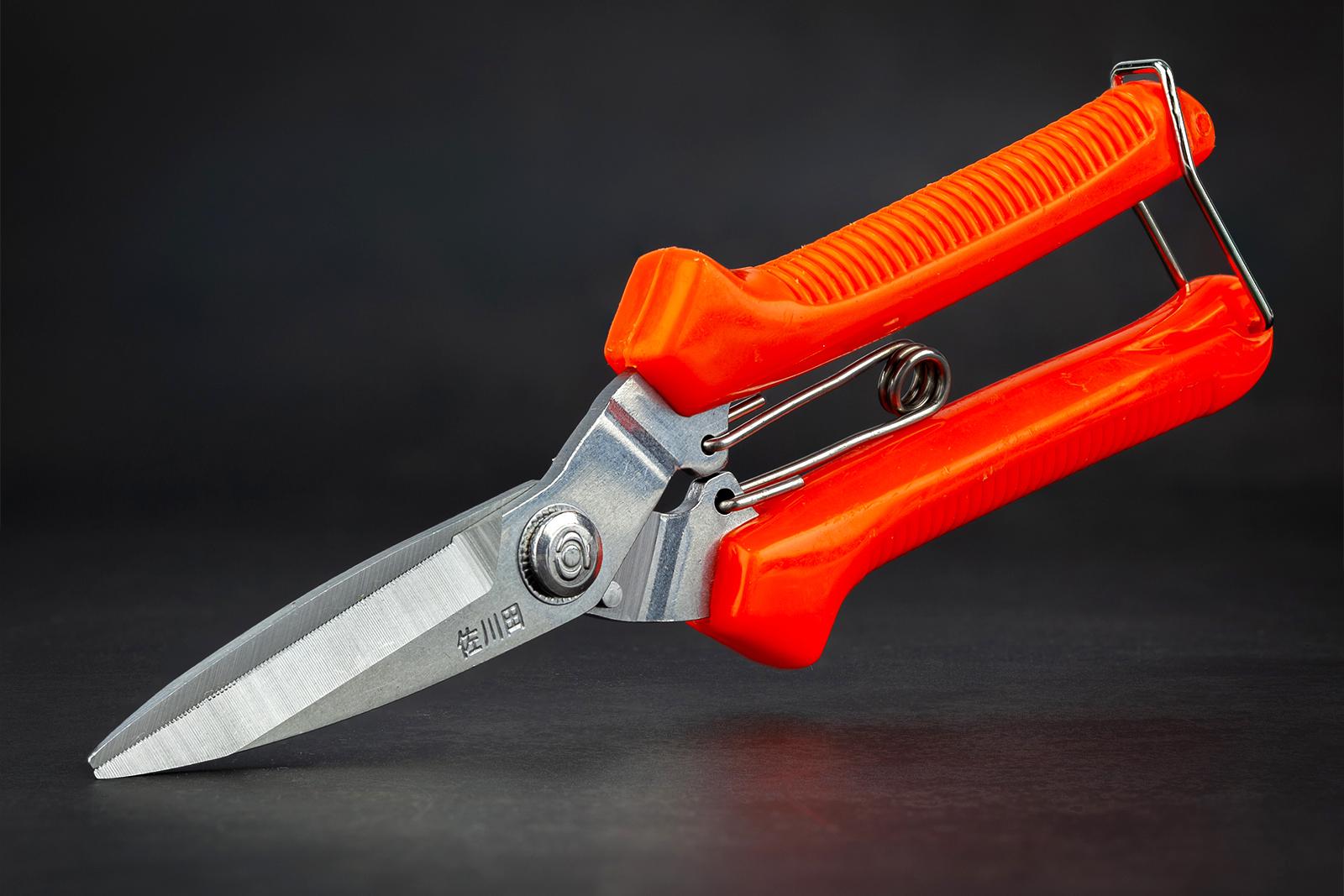 Секатор-ножиці садові Sagawata з нержавіючої сталі 190 мм (907) - фото 5 Секатор-ножиці садові Sagawata з нержавіючої сталі 190 мм (907) - фото 5