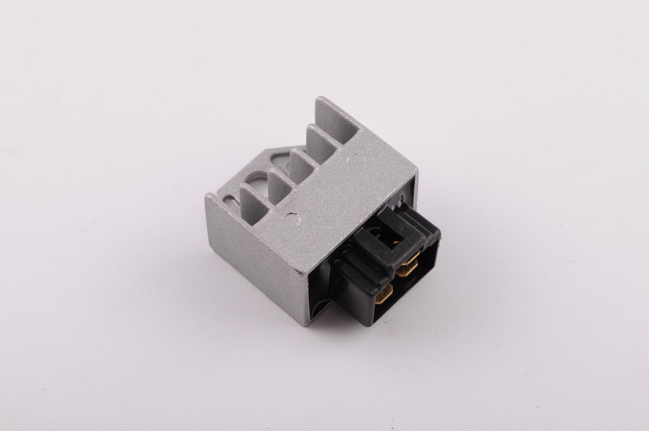 Реле зарядки ST для Suzuki LETS (R-4209)