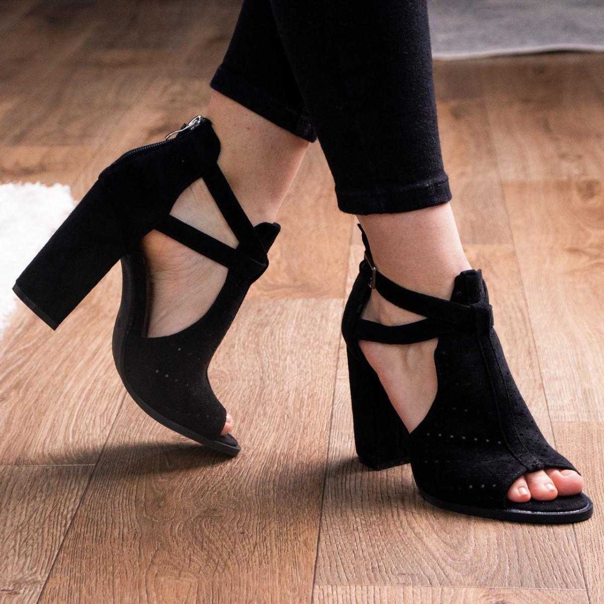 Босоножки женские Fashion р. 38 24,5 см Черный (2872)