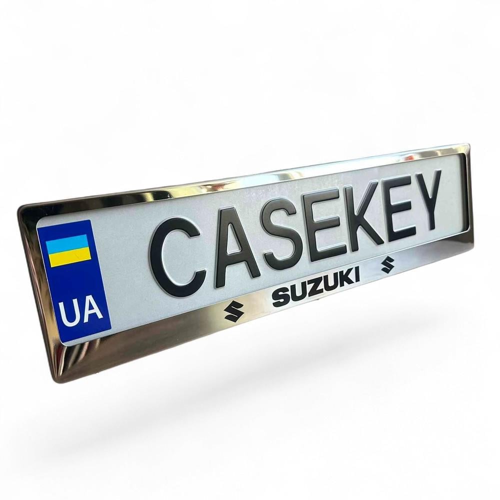 Авторамка метеллическая с гравировкой Suzuki (szramkaza1)