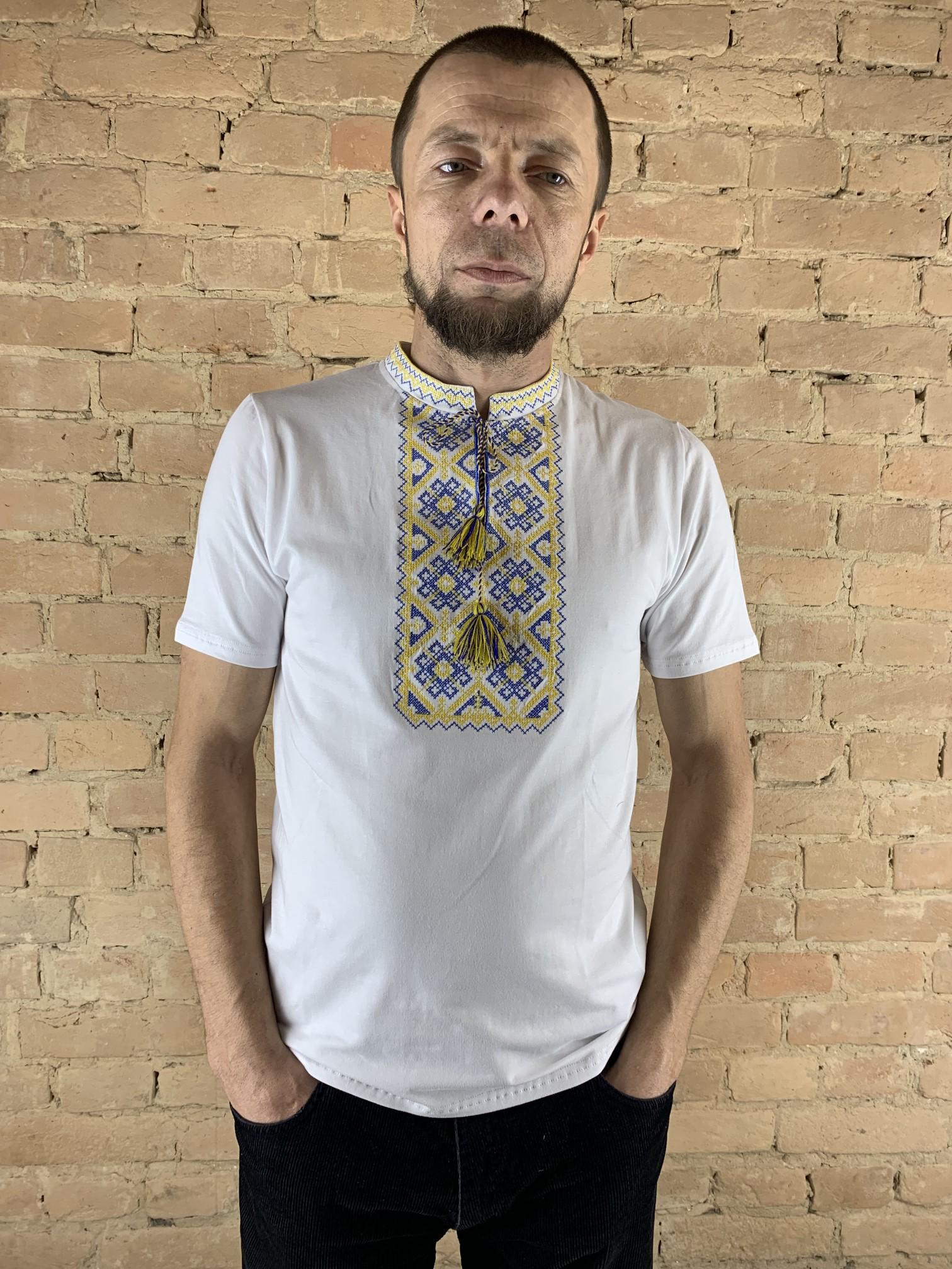 Вишиванка-футболка чоловіча з блакитно-жовтим орнаментом M Білий (4439/M)