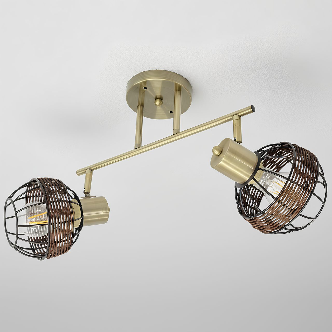 Люстра Valeso с двумя поворотными плафонами под лампу Е27 Бронзовый (91180L/2)