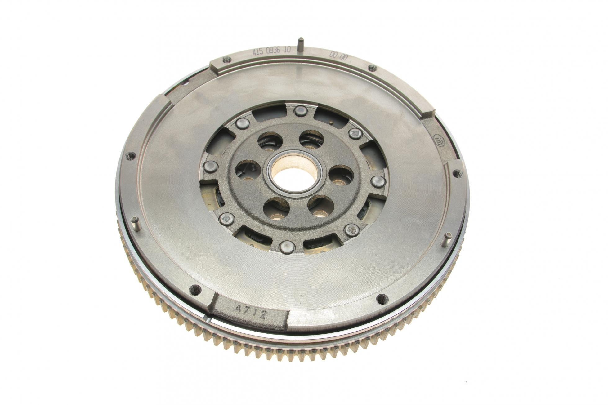 Маховик LUK 415 0936 10