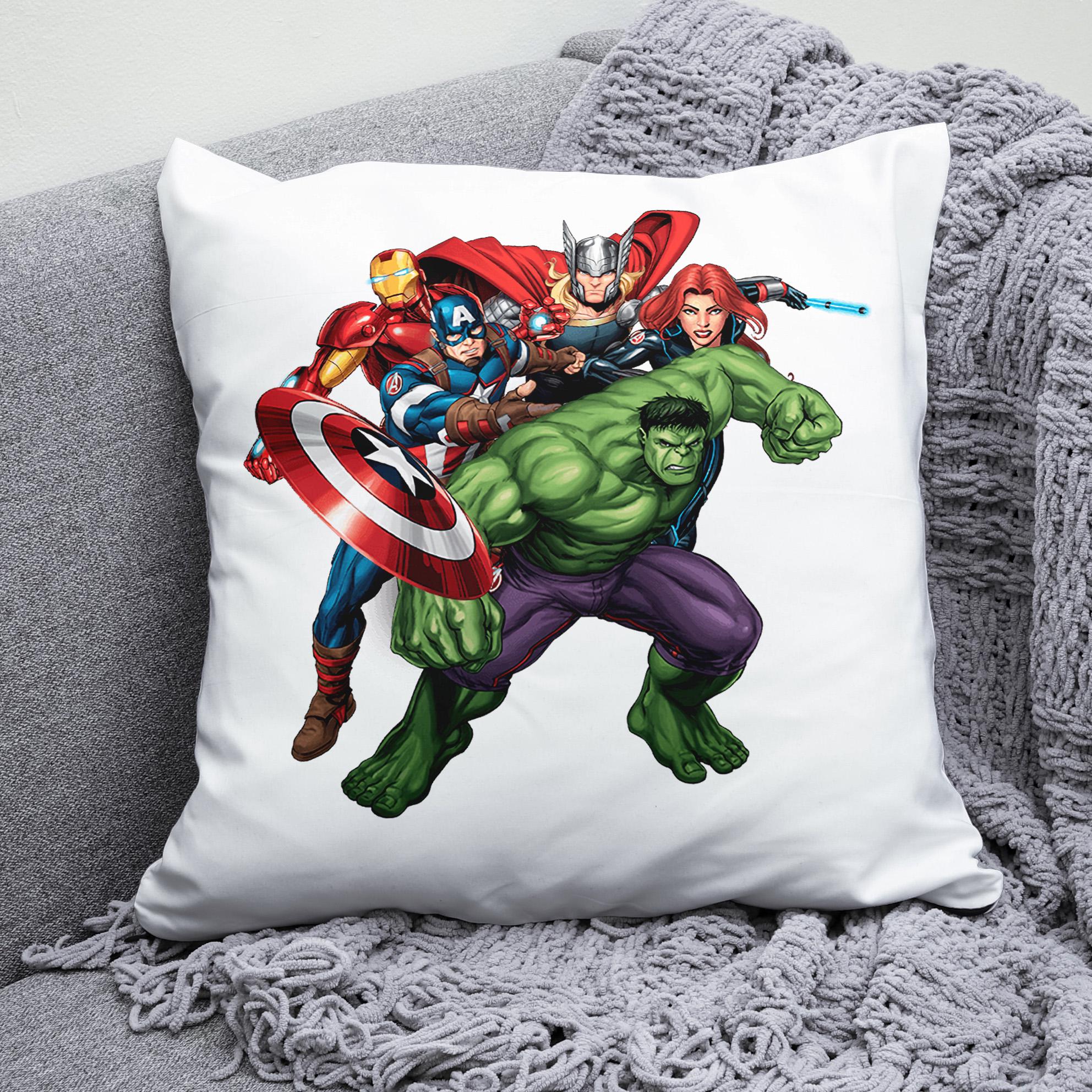 Плюшевая подушка квадрат с принтом The Avengers