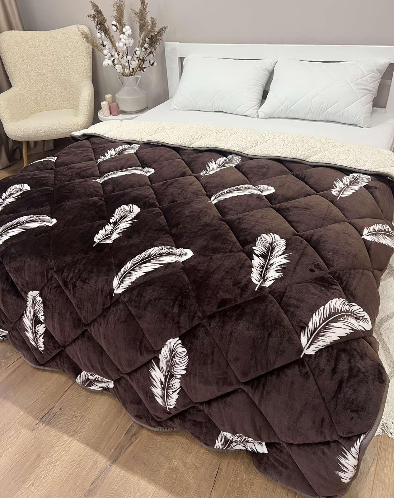 Велюровое теплое одеяло холофайбер 350 г/кв. мм овчина 195x215 см Коричневый (27716658)